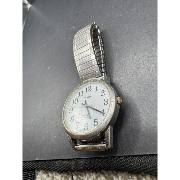 VINTAGE Timex Men's Easy Reader Expansion Indiglo Watch Silver Tone 35mm Working - Picture 3 of 11
